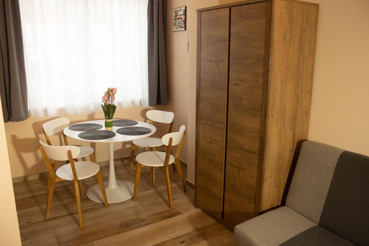 Apartmany Pilot Velka Hledsebe Exterior photo