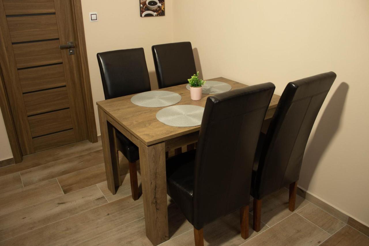 Apartmany Pilot Velka Hledsebe Exterior photo